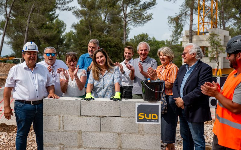 Pose de la première pierre du futur Centre aéré de Cabriès-Calas